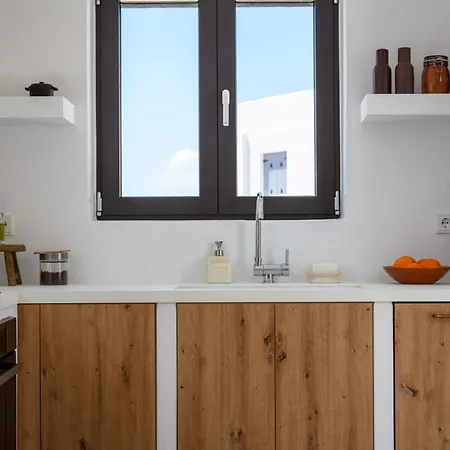 Beyond Naxos-exclusive Vacation